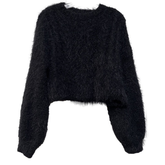 URBAN Outfitters Cozy Cropped Pullover Fuzzy Black Jacket Size Medium - Picture 1 of 6